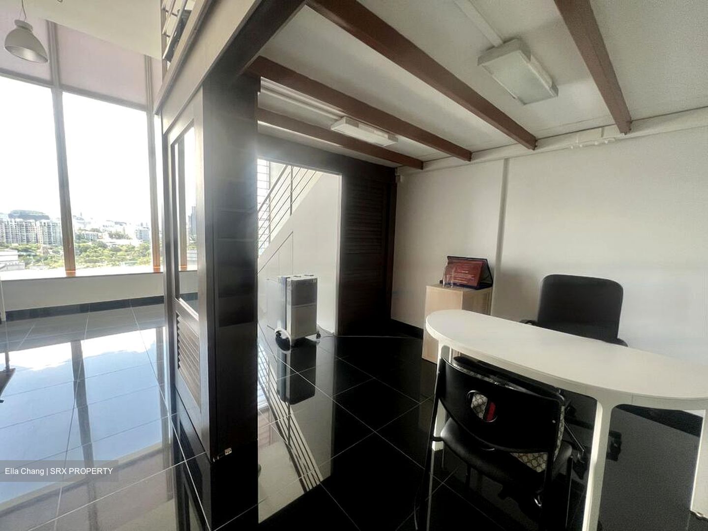 The Central (D1), Office #626379351
